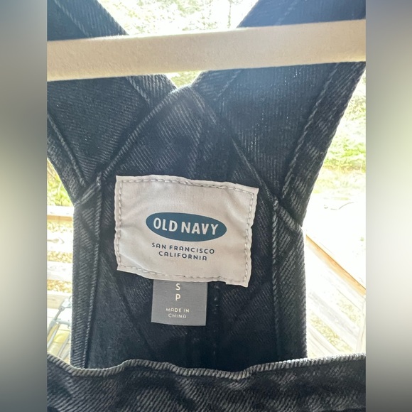 Black Overalls barely worn! size small - Picture 4 of 5